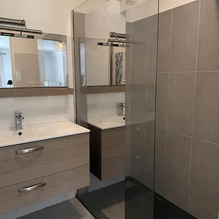 Liyaroyce Apartment *